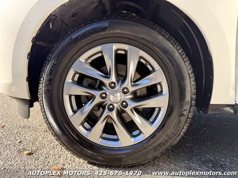 Used 2015 INFINITI QX60 Luxe w/ Premium Plus Package AWD/4WD image 25