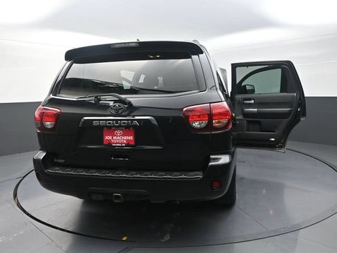Certified 2021 Toyota Sequoia Nightshade w/ Safety & Convenience Package AWD/4WD image 43