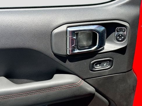 New 2025 Jeep Gladiator Rubicon w/ Convenience Group image 20