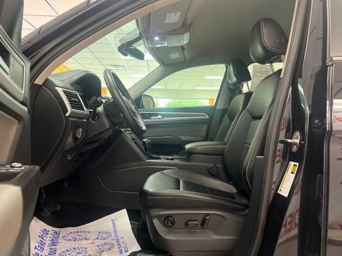 Used 2023 Volkswagen Atlas SE AWD/4WD image 18
