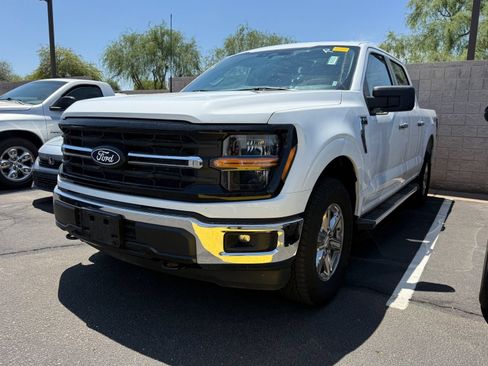 Used 2025 Ford F150 XLT w/ Equipment Group 301A Standard AWD/4WD image 2