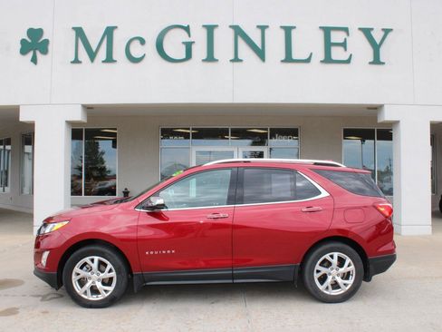 Used 2021 Chevrolet Equinox Premier AWD/4WD image 1