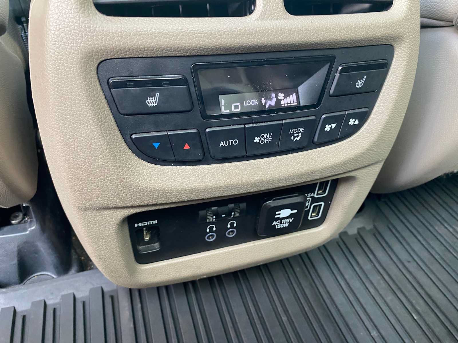 Used 2021 Honda Pilot Elite image 36