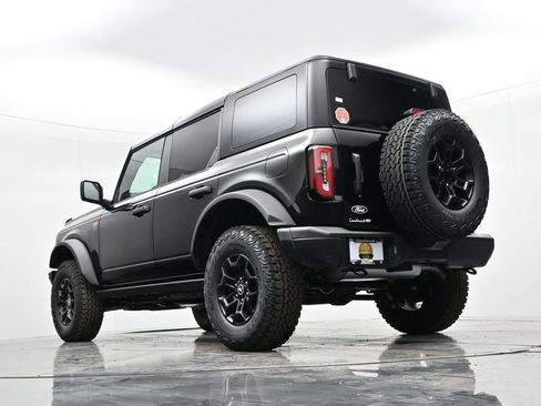 New 2026 Ford Bronco Badlands image 21