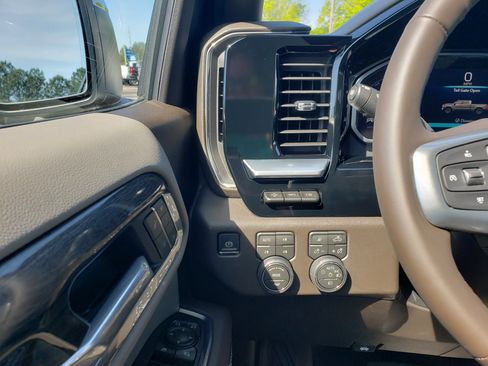 New 2026 Chevrolet Silverado 1500 LTZ AWD/4WD image 12