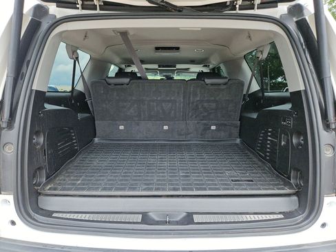 Used 2018 Chevrolet Suburban LT AWD/4WD image 24