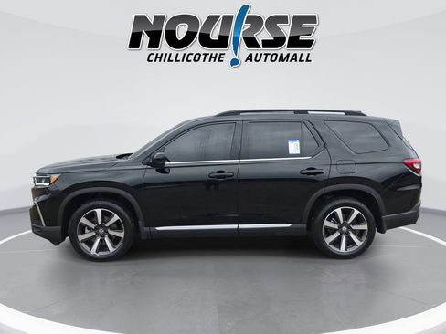 Used 2024 Honda Pilot Touring image 5