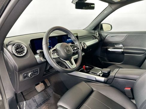 Certified 2022 Mercedes-Benz GLB 250 image 9