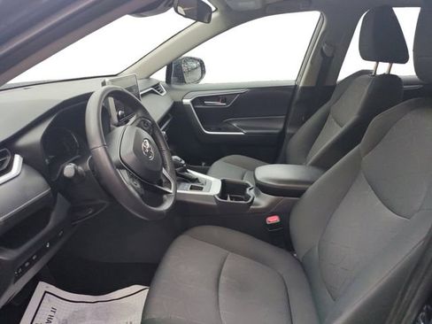 Used 2023 Toyota RAV4 XLE image 9