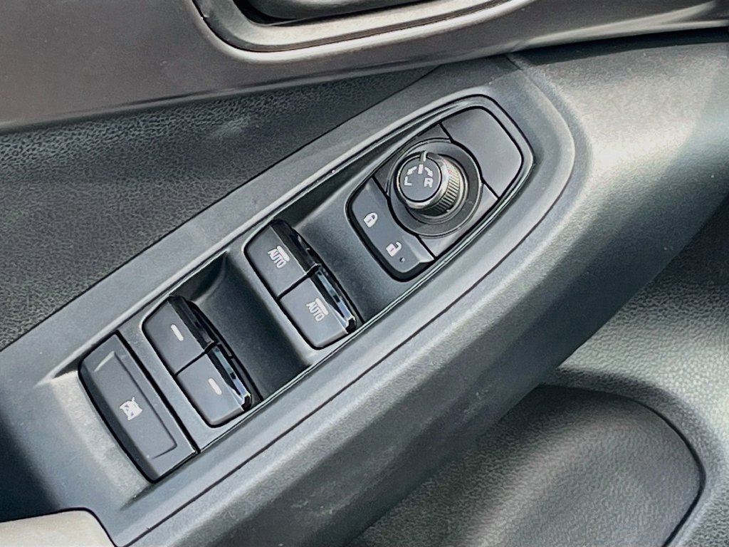 Used 2025 Subaru Impreza 2.0i AWD/4WD image 18
