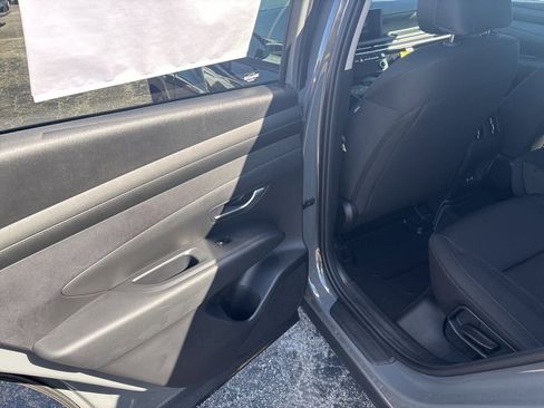 Used 2025 Hyundai Tucson SEL FWD image 26