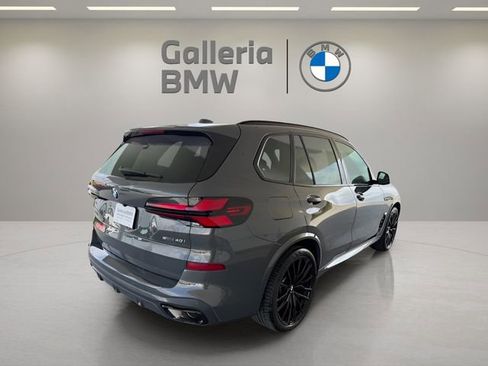Certified 2025 BMW X5 sDrive40i w/ Executive Package image 8