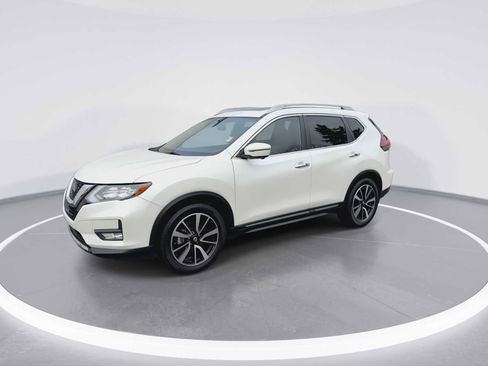 Used 2019 Nissan Rogue SL w/ Premium Package image 4