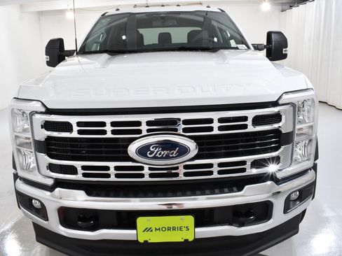 New 2026 Ford F550 4x4 Crew Cab w/ XLT Value Package image 3