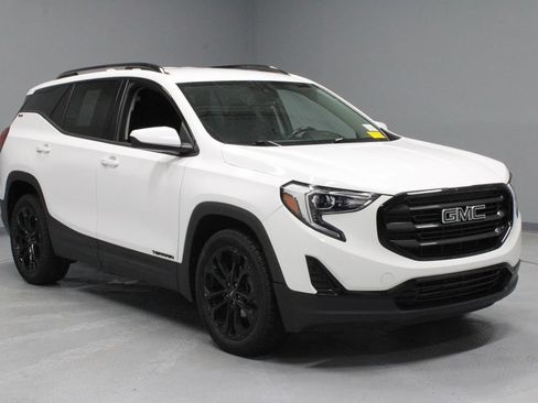 Used 2020 GMC Terrain SLE w/ Elevation Edition FWD image 12
