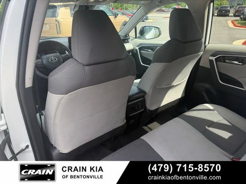 Used 2021 Toyota RAV4 XLE FWD image 26