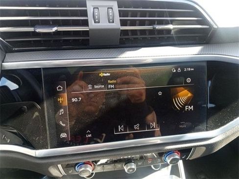 Used 2023 Audi Q3 2.0T Premium image 79