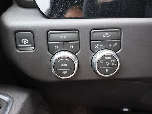 Used 2026 GMC Sierra 1500 Elevation AWD/4WD image 13