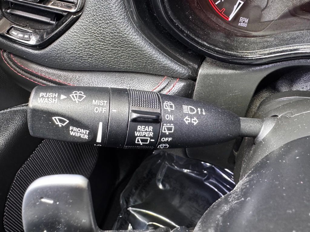 Used 2025 Dodge Durango GT AWD/4WD image 24