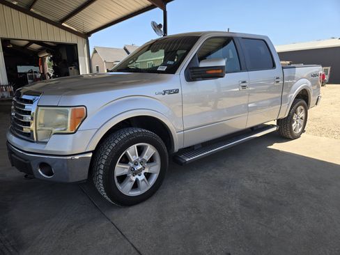 Used 2013 Ford F150 Lariat w/ Mid Equipment Group AWD/4WD image 1