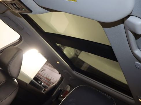 Used 2023 Nissan Rogue Platinum w/ Platinum Premium Package image 24