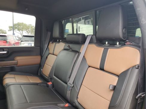 Used 2020 Chevrolet Silverado 3500 High Country w/ Z71 Off-Road Package image 12