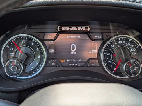 Used 2020 RAM 2500 Laramie AWD/4WD image 32