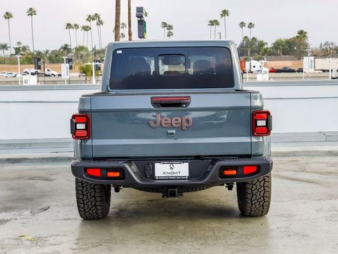 New 2026 Jeep Gladiator Mojave image 8