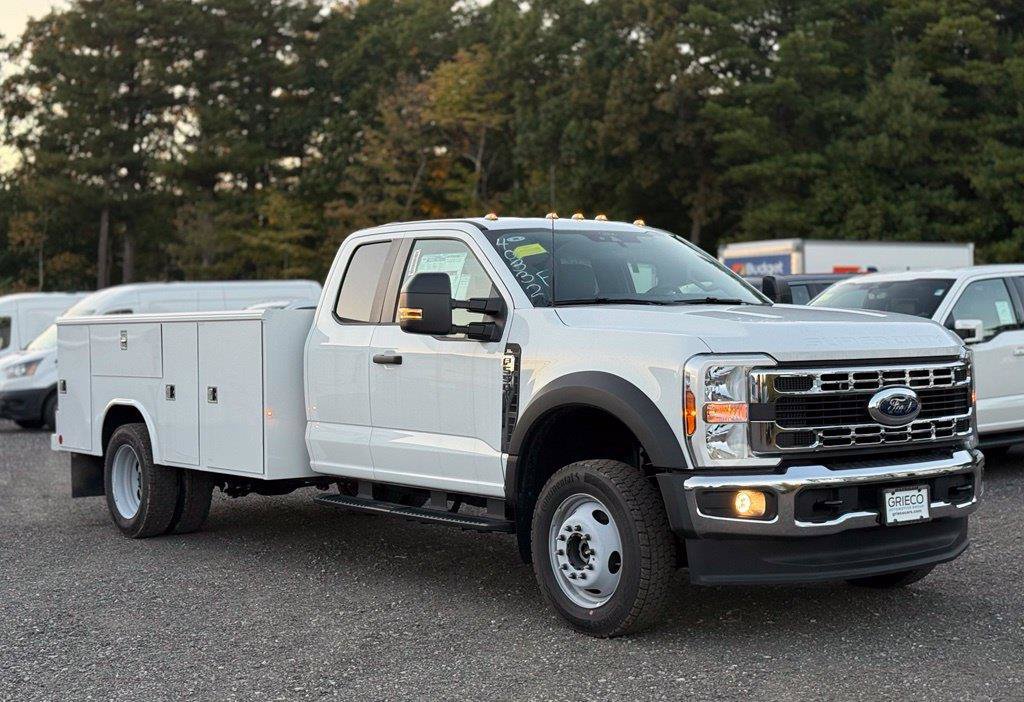 New 2026 Ford F550 4x4 Supercab Super Duty image 1