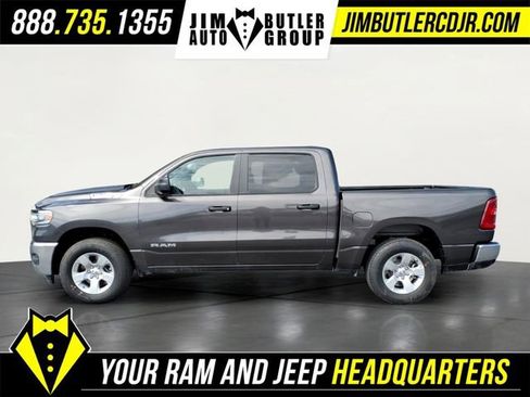 New 2026 RAM 1500 4x4 Crew Cab image 2