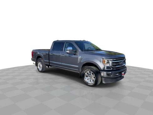 Used 2022 Ford F250 Platinum image 2