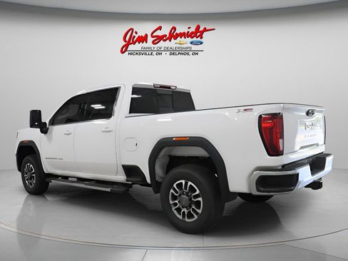 Used 2025 GMC Sierra 2500 SLE AWD/4WD image 4