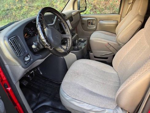 Used 2000 Chevrolet Express 3500 G3500 3dr Cargo Van w/ Convenience Pkg image 11