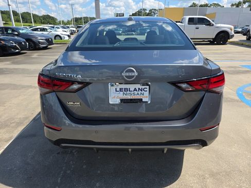 New 2025 Nissan Sentra SV w/ Trunk Package image 2