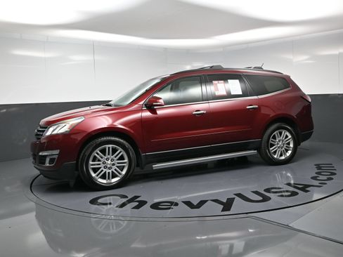 Used 2015 Chevrolet Traverse LT w/ Style and Technology Package AWD/4WD image 6