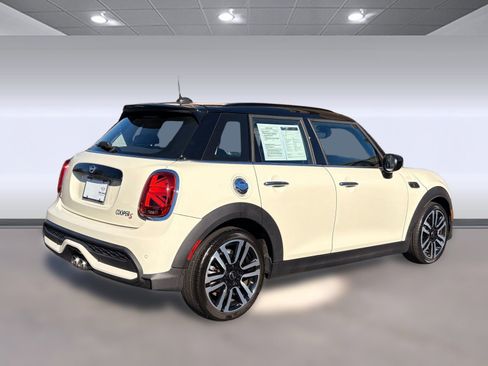 Used 2023 MINI Cooper S image 9