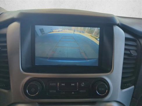 Used 2019 GMC Yukon SLE w/ SLE Value Package image 19