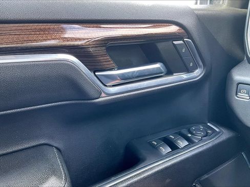 Used 2023 Chevrolet Silverado 1500 LT AWD/4WD image 30