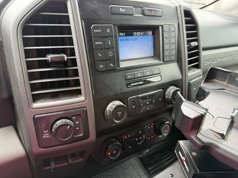 Used 2020 Ford F250 XL w/ Power Equipment Group AWD/4WD image 8