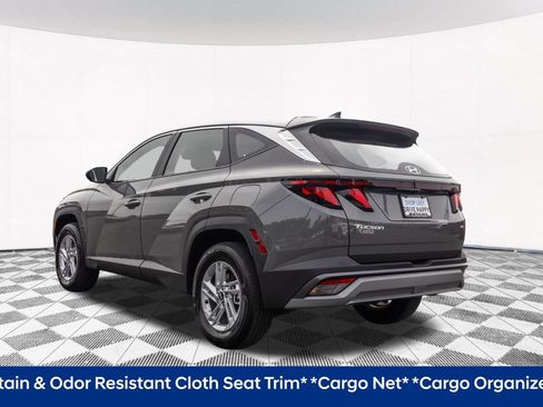 Certified 2025 Hyundai Tucson SE AWD/4WD image 8