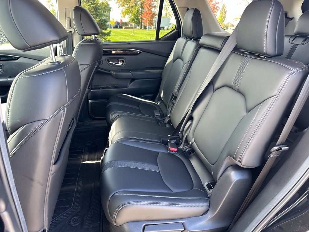 Used 2025 Honda Pilot EX-L image 15