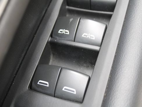 Used 2022 Chevrolet Tahoe LT w/ LT Signature Package RWD image 21