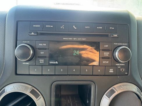 Used 2012 Jeep Wrangler Sport w/ Connectivity Group image 13