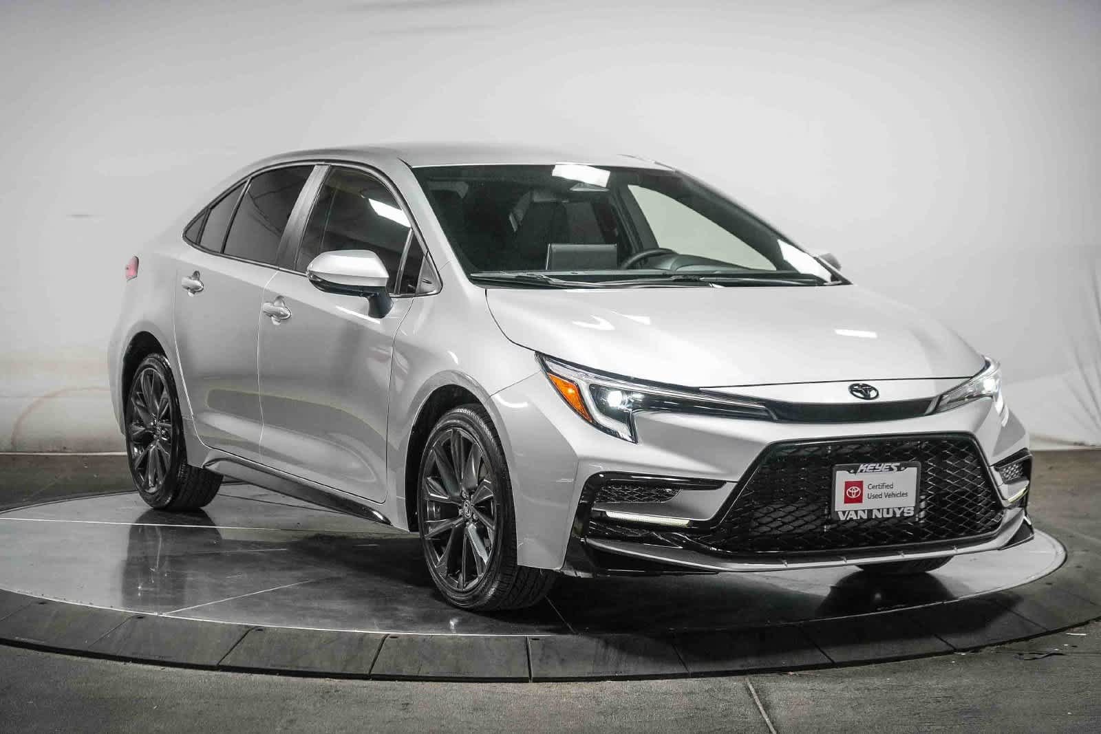 Certified 2026 Toyota Corolla SE w/ SE Package FWD image 7