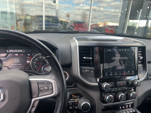 Used 2022 RAM 1500 Big Horn AWD/4WD image 10