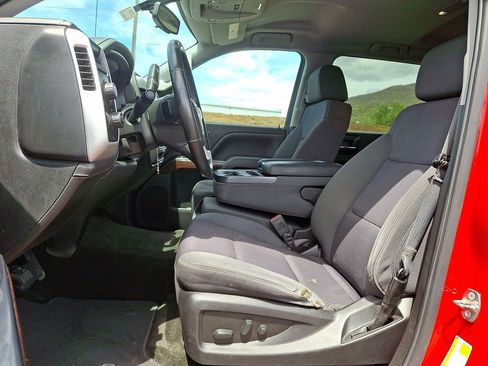 Used 2018 GMC Sierra 1500 SLE w/ SLE Value Package AWD/4WD image 13