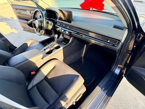 Used 2023 Honda Civic Touring image 29