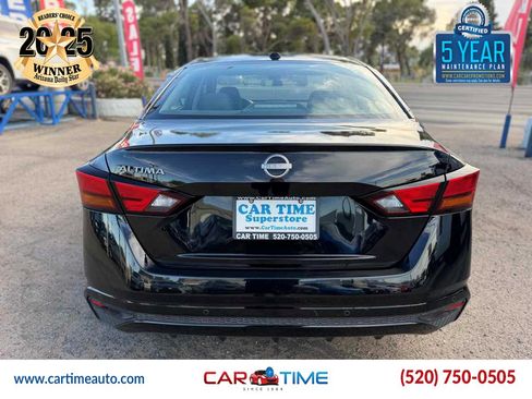 Used 2025 Nissan Altima 2.5 SV FWD image 4