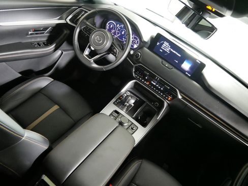 Used 2025 MAZDA CX-90 Plug-In Hybrid w/ Premium Plus image 9