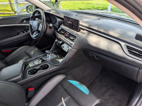 Used 2024 Genesis G70 2.5T AWD/4WD image 31